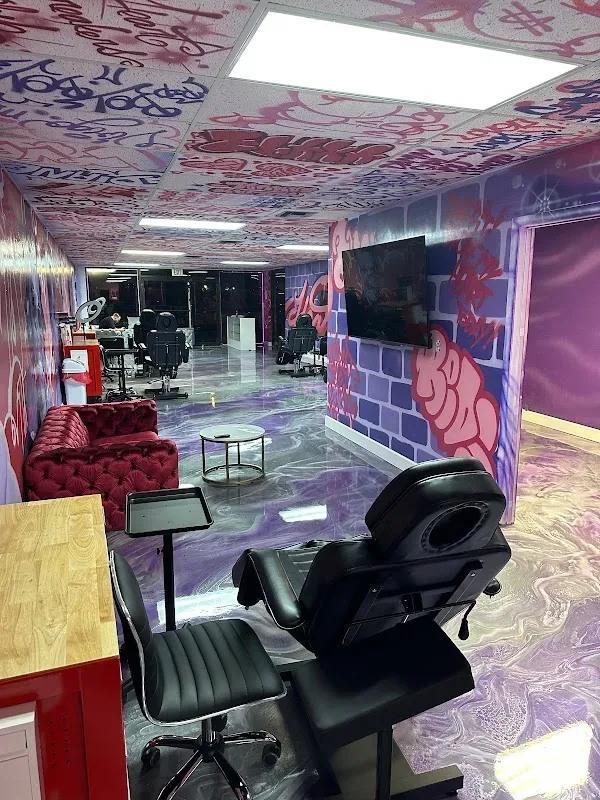 Heartbreakers Tattoo Shop — Tattoo and piercing shop in Davie